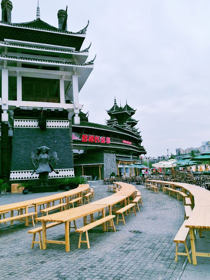 多彩贵州城景区,多彩贵州城在哪里