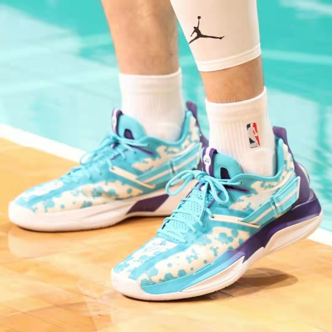 安踏海沃德七龙珠配色,海沃德3安踏