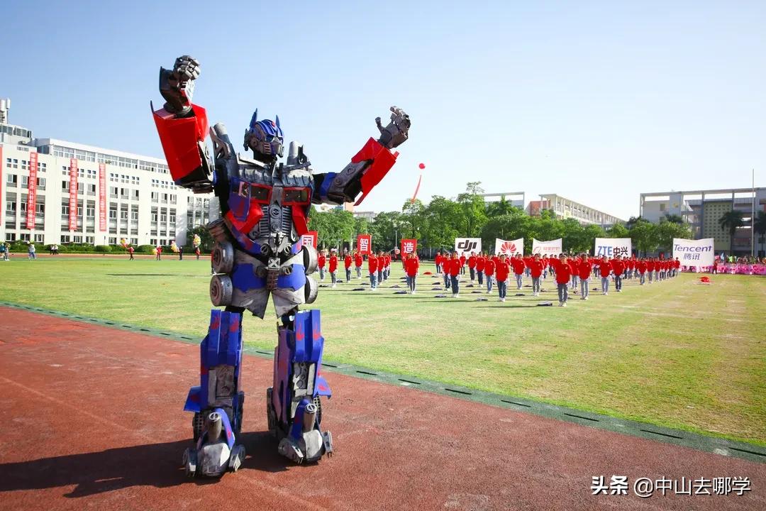 校运会炸裂全场,盘点各校校运会开幕式