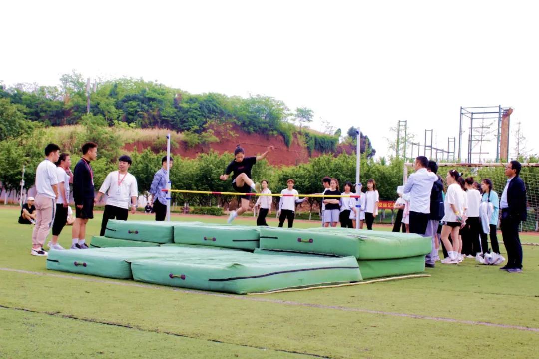 飒!123张图,带你“动+静”看赛场