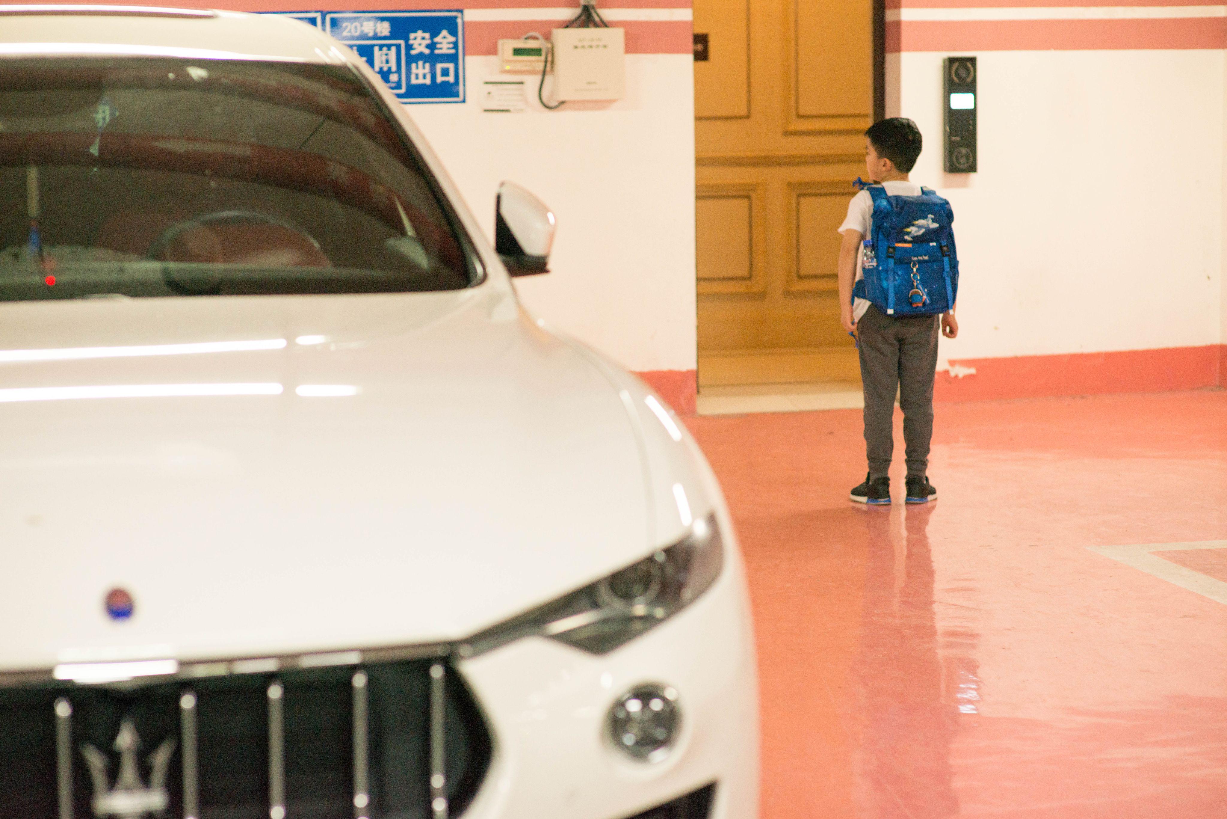 小学生护脊书包品牌十大排名,儿童护脊书包怎么选