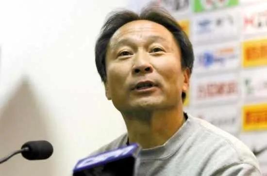 足球记忆长存心间,中国足球的超白金一代