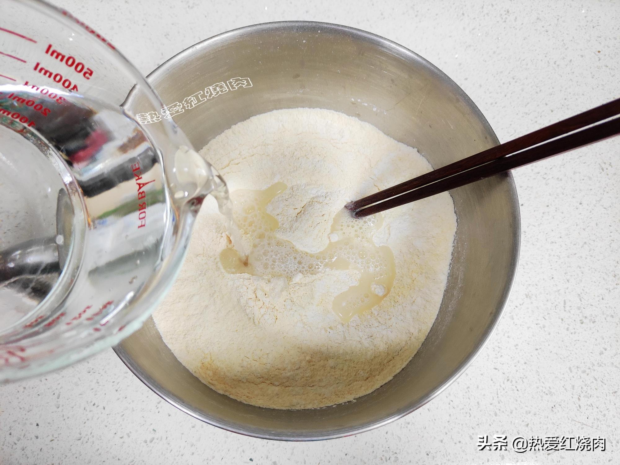 怎么样使蒸的馒头不发酸,做馒头怎样防止馒头发酸