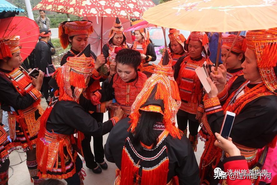 瑶族家乡风情,回到奶奶的故乡