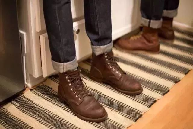 男士工装靴秋冬款,秋冬男士百搭时装靴