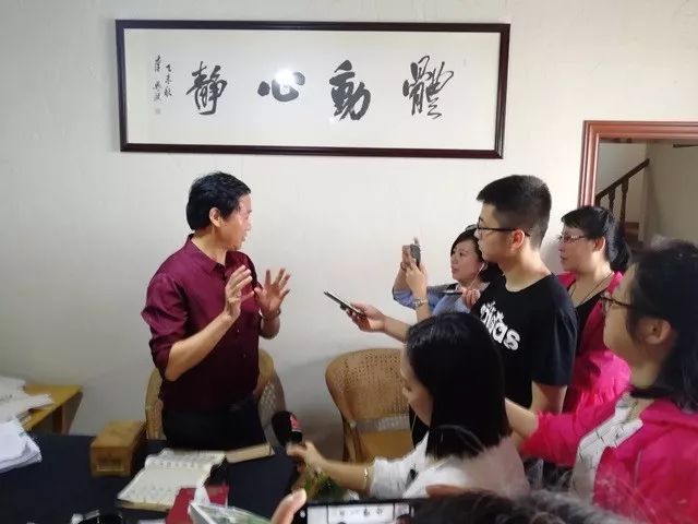 百千万工程调研访谈视频,践行四力主持人一线报道