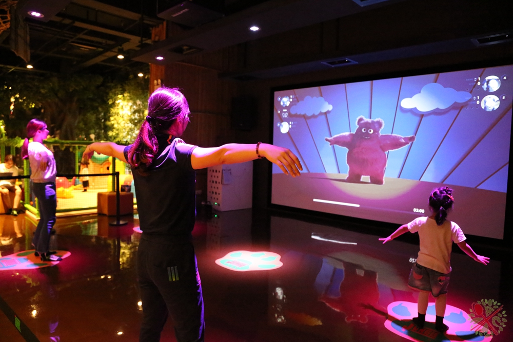 圣诞节就要这样过！在意式小镇边走边吃买不停