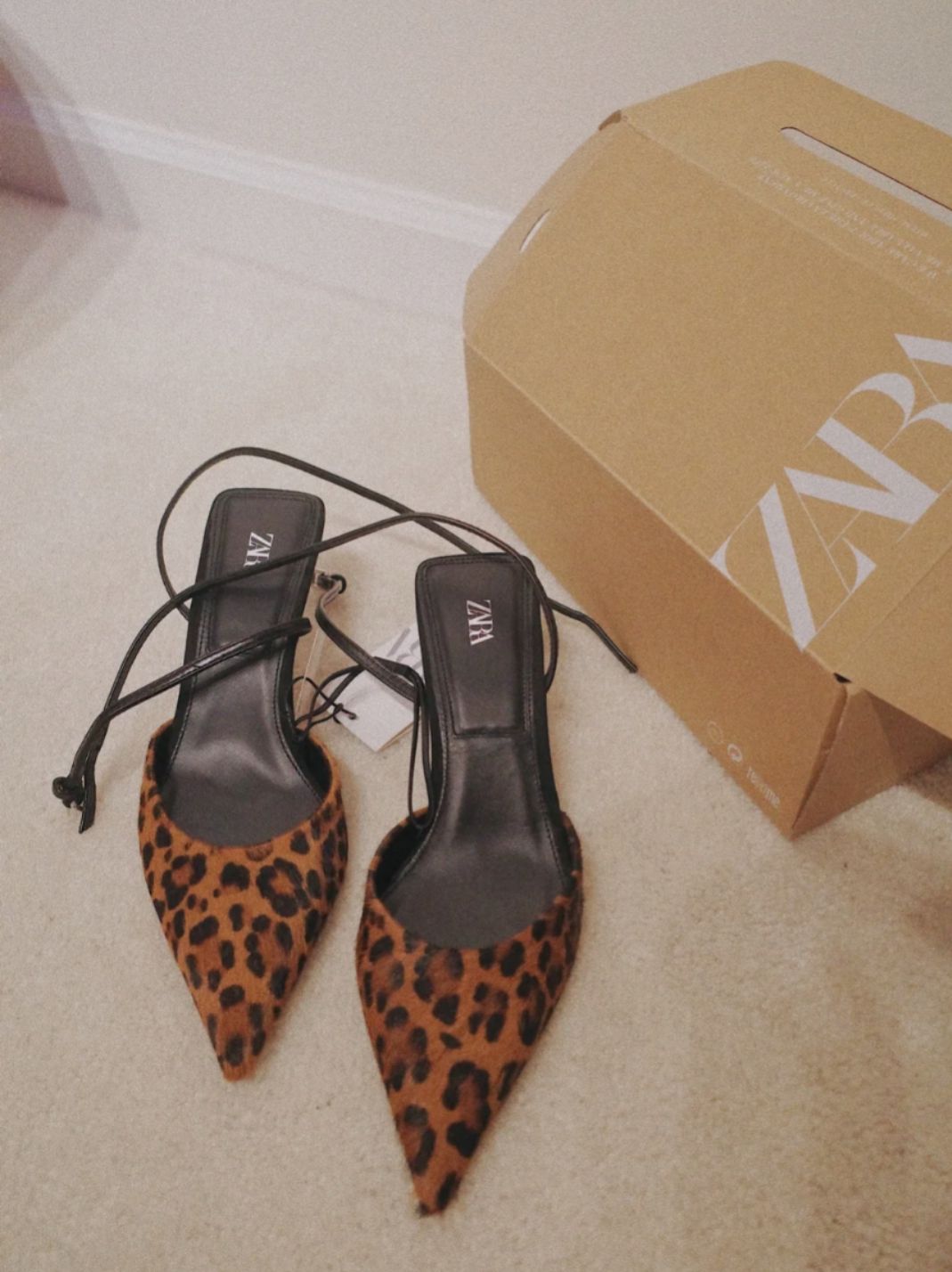 zara高跟鞋日常穿搭款,zara蝴蝶结高跟鞋bling