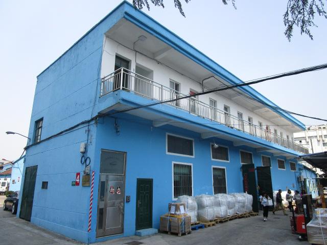 游泳池的水怎么处理,游泳池里的水怎么保持干净