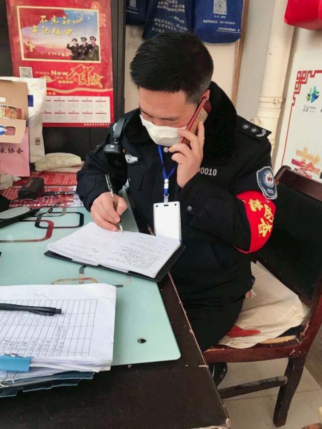 洪泽区高良涧临河网格员杨秀林:守好“疫”线换来千家万户安宁