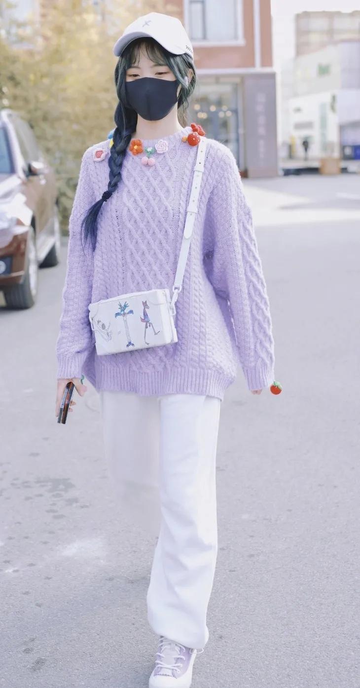 明星们脚上的球鞋，悄悄变贵了