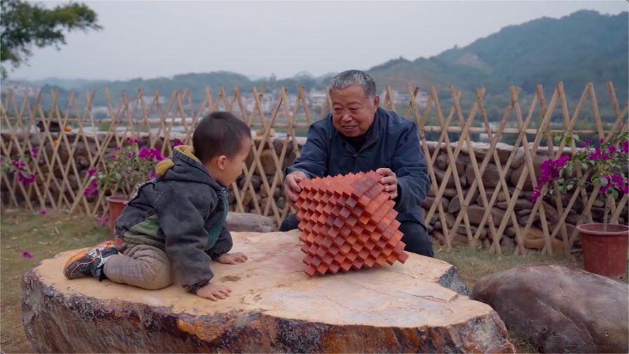 他64岁走红海外，凭传统木艺圈粉百万，今有新计划