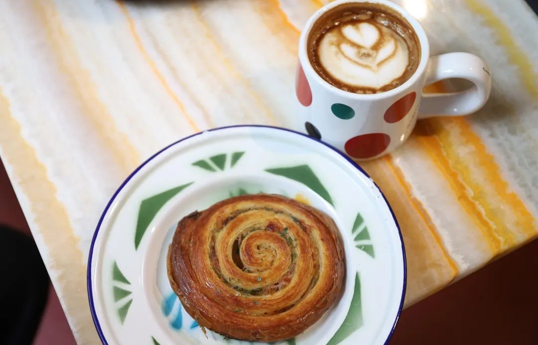 上海优美西点怎么学,上海优美西点烘焙学校学员拍摄