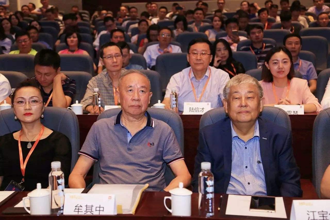 曾经的中国首富入狱10年,90年代中国首富用罐头换飞机