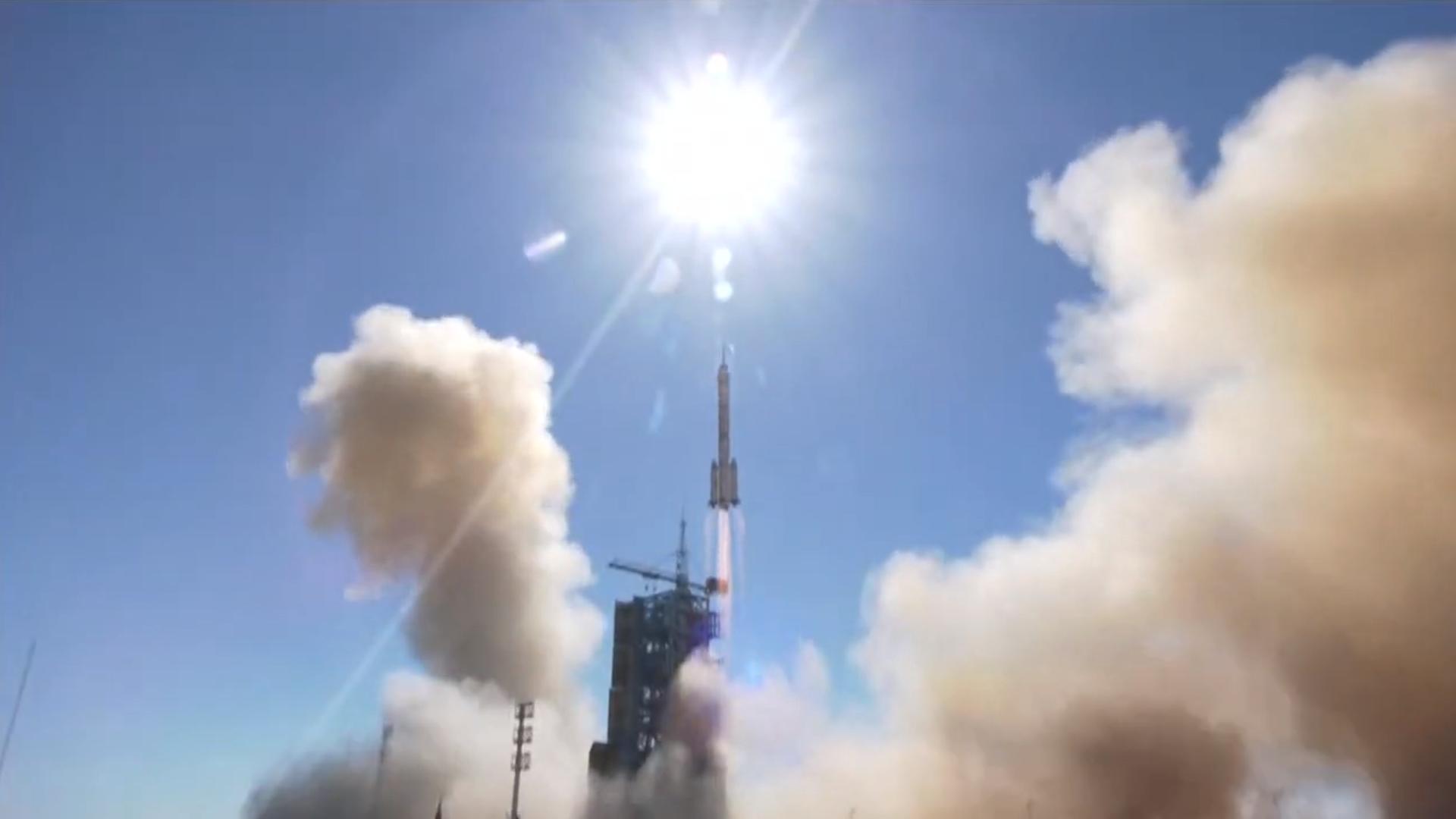 我国空间站有多强？独创“T型”链接领先全球，粉碎美国太空霸权