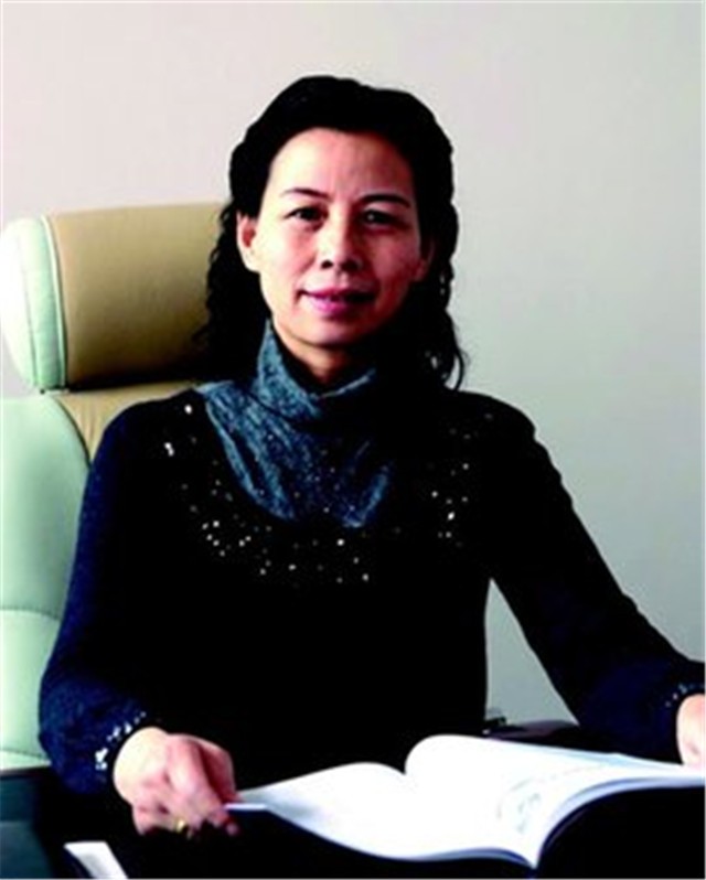 被周恩来赏识演“琼花”,后因受伤退出舞台,薛菁华后来怎么样了