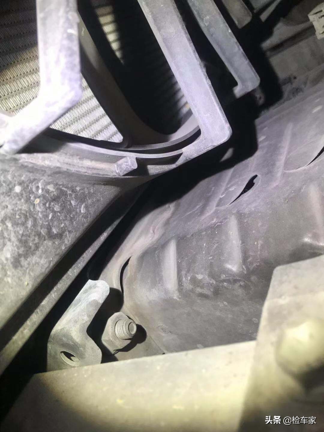 曾经150万的D级行政轿车,十三年后标价21万,网友:招司机吗?