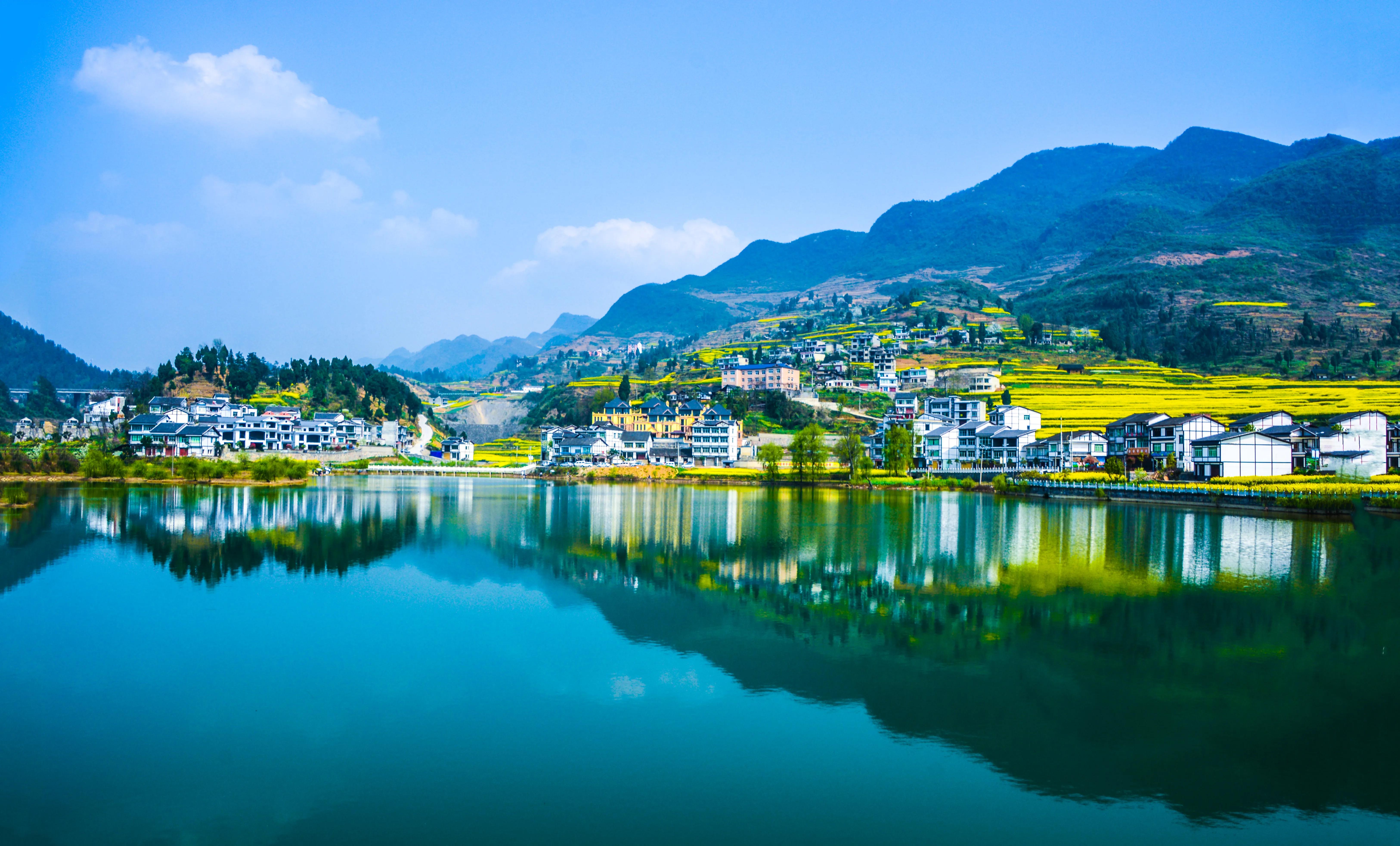 贵州大学1984级管科系同学欢聚毕节录