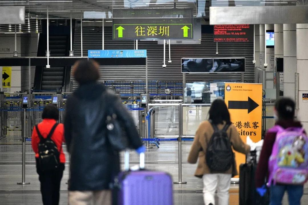 疫情下的香港五一黄金周：0内地团访港，多个品牌宣布撤店