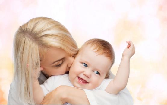 宝宝爱咬妈妈,宝宝爱咬妈妈的表现