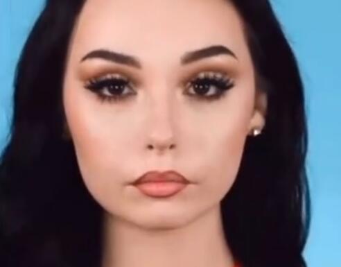 鍠濇按娑傚彛绾㈠師瑙嗛,灏忓濮愭秱鍙ｇ孩鍠濇按瑙嗛