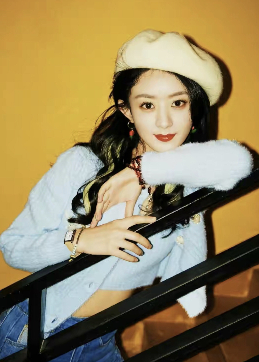 赵丽颖李佳琦最新视频,赵丽颖李佳琦直播穿礼服