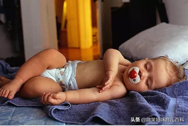 孩子先是呕吐后来发烧咳嗽怎么办,一岁半宝宝发烧咳嗽呕吐怎么回事