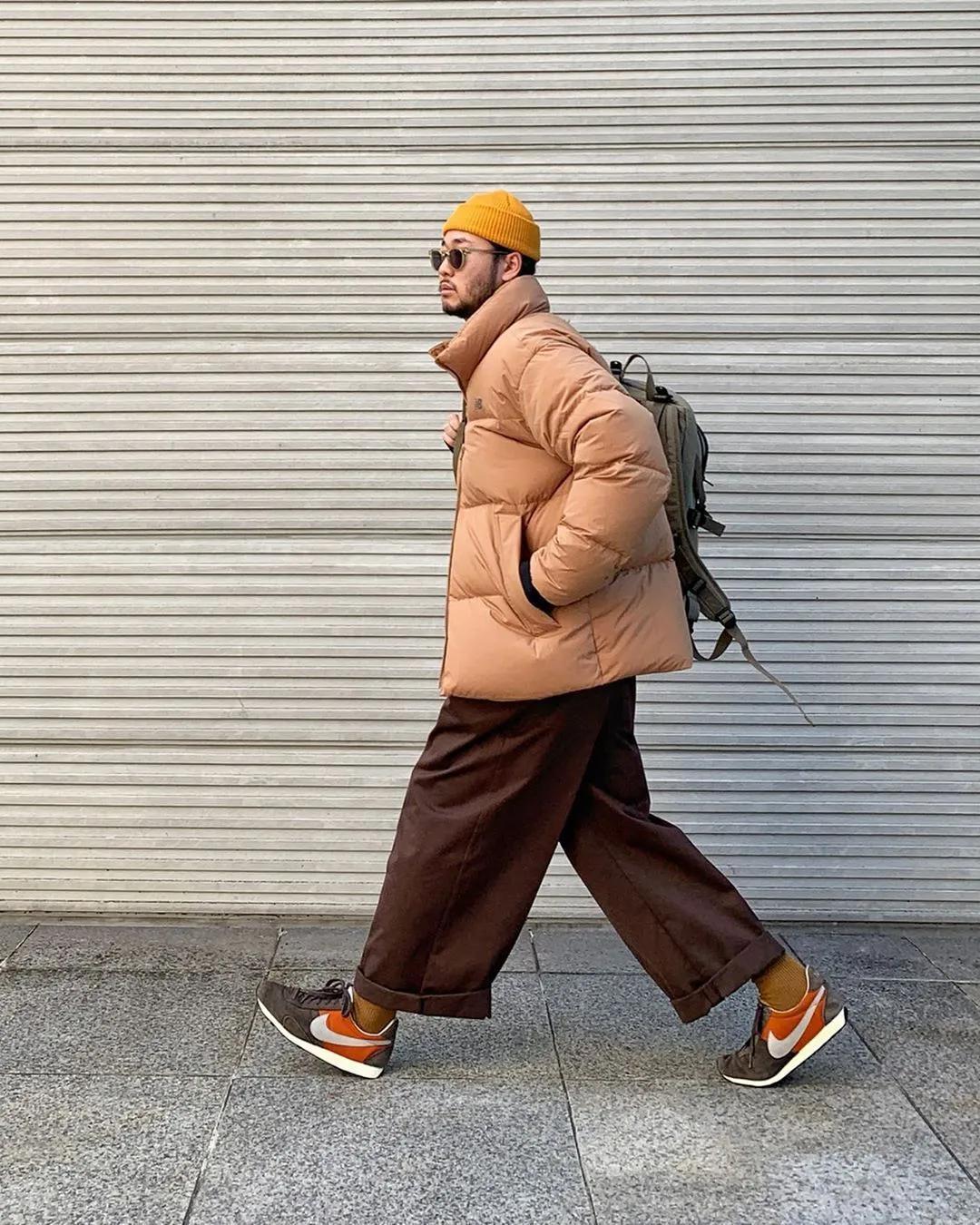 屁股大要穿短款外套怎么穿,屁股大穿什么衣服能遮住