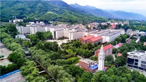 西安翻译学院优秀学生,西安翻译学院学生有多少人