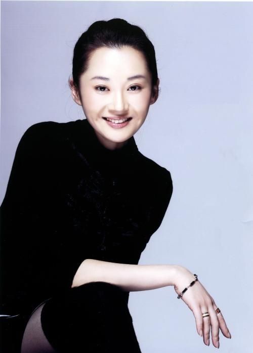 许晴五十岁皮肤保养,为什么50岁的许晴状态堪比18岁