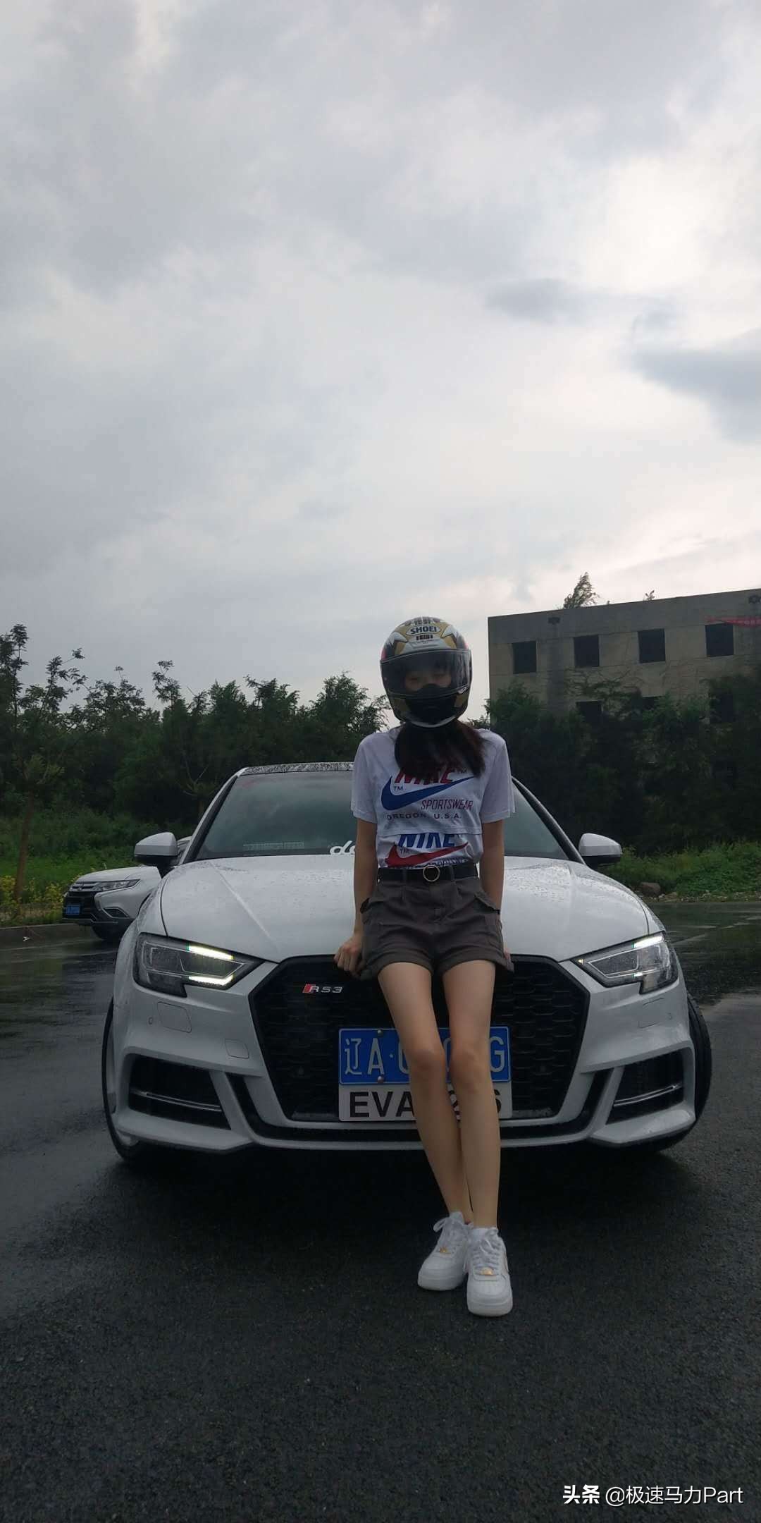 买豪华入门级车还是普通b级车,买豪华入门车