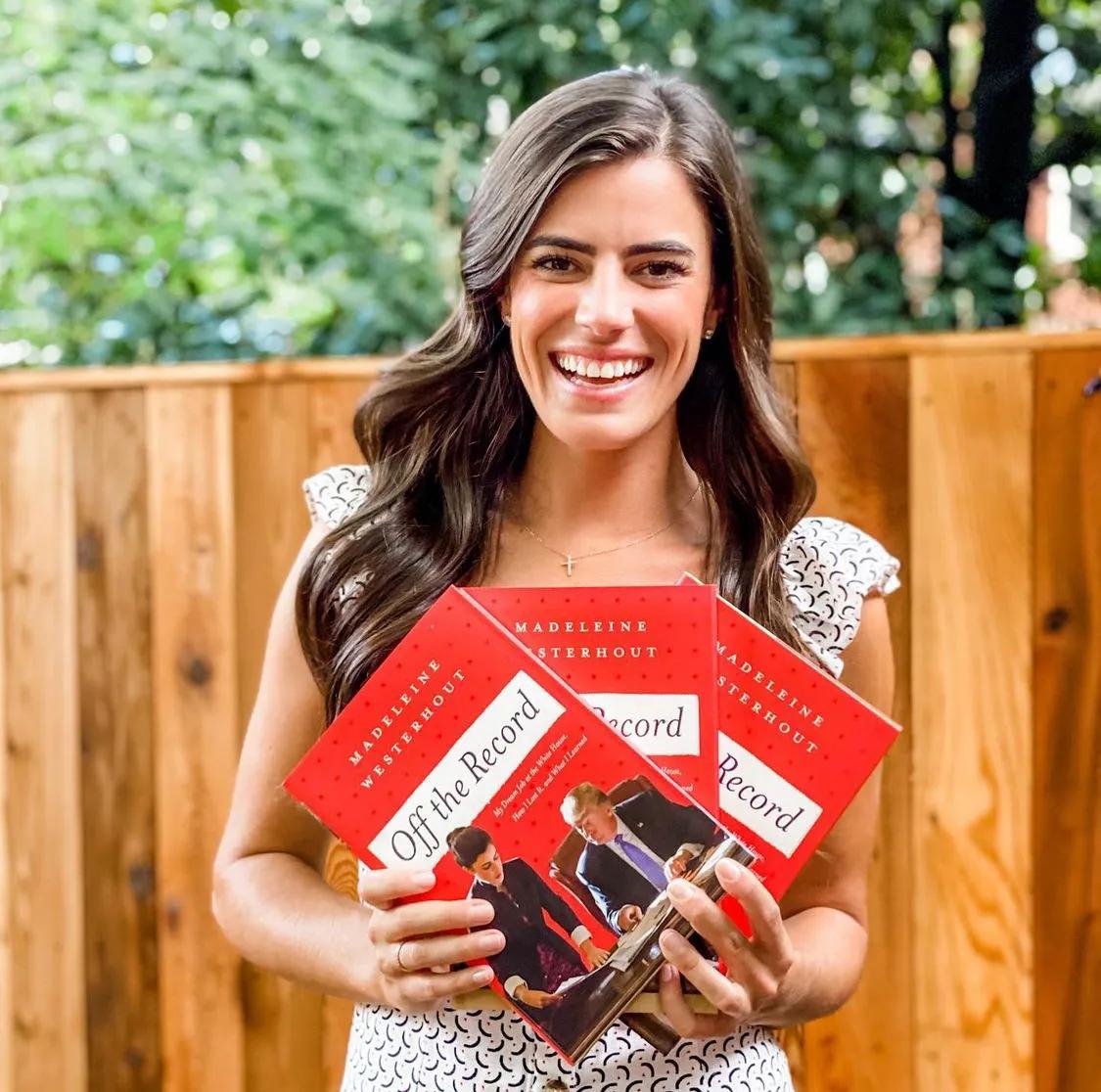 蒂芙尼特朗普和巴伦,伊万卡蒂芙尼近期照片