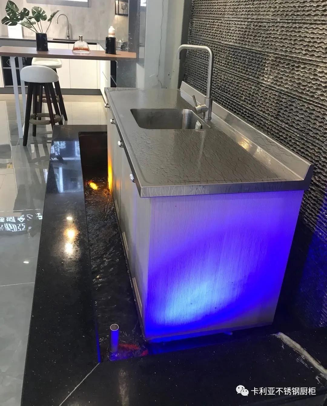 不锈钢实力圈粉，硬品质禁得起“水深火热”