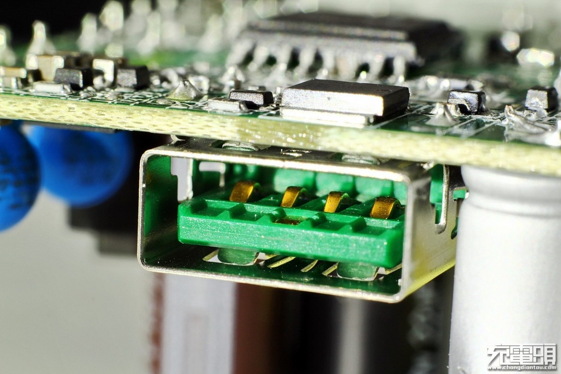 oppo手机电源适配器怎么拆开,拆解报告oppo240w无线快充手机