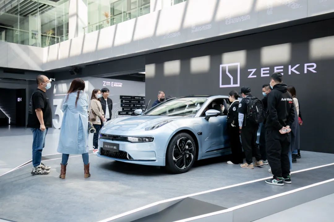 zeekr001真的足够安全吗,zeekr001国外评测