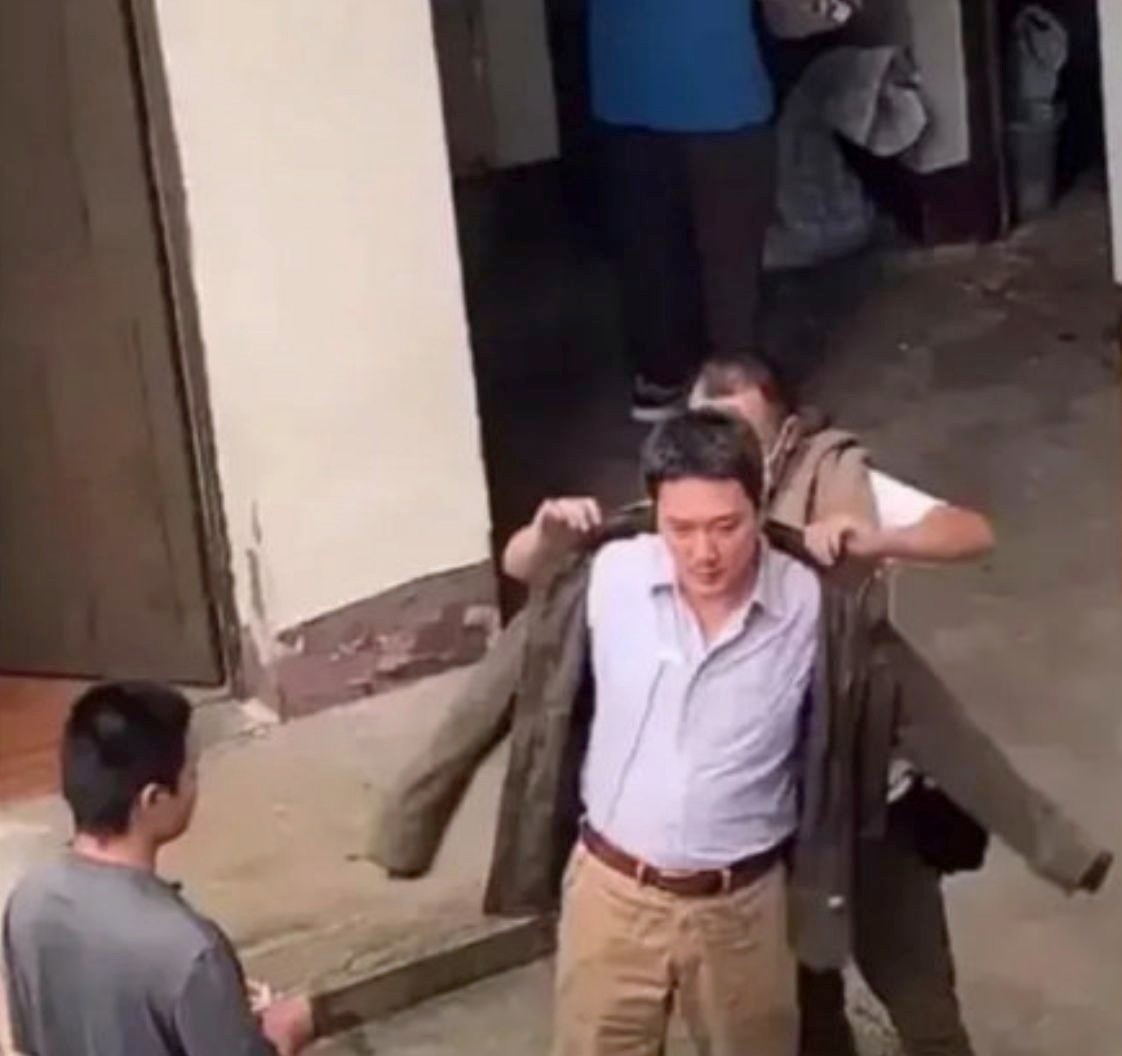 最近瘦出排骨胸的女明星,瘦出排骨胸的女星