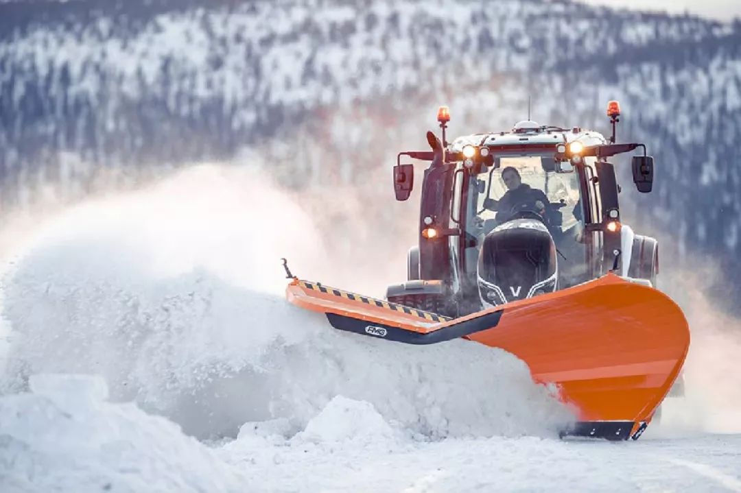 拖拉机冬天忘了放水能冻坏什么,拖拉机水箱冻住一般冻坏哪里