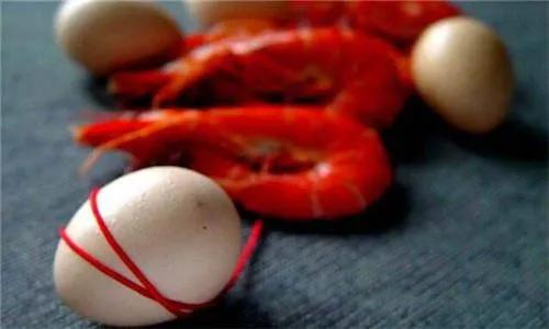 在茅台镇上如何吹酒牛皮？