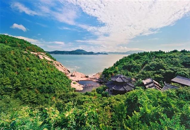 海花岛希尔顿海鲜自助餐团购,在希尔顿住酒店可以免费吃自助餐