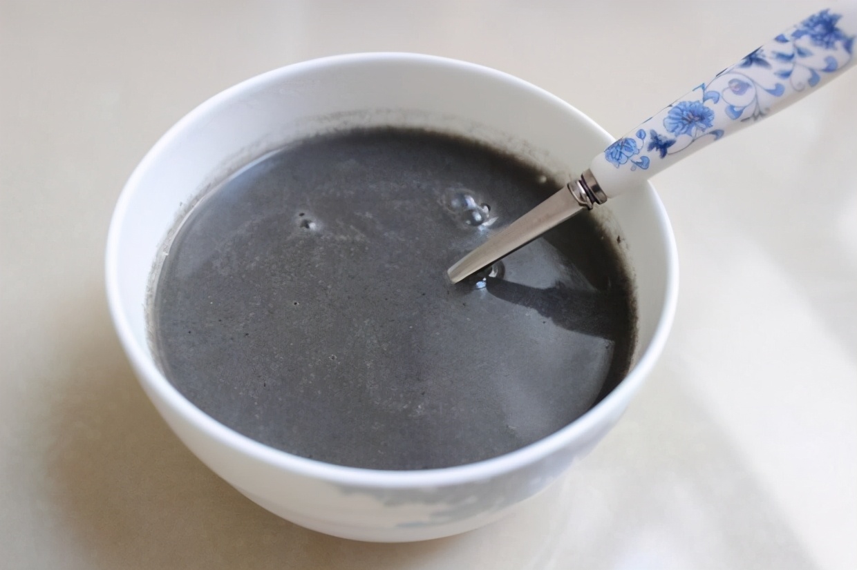 多大孩子就可以吃辅食了,一日三餐中宝宝吃辅食的最佳时间