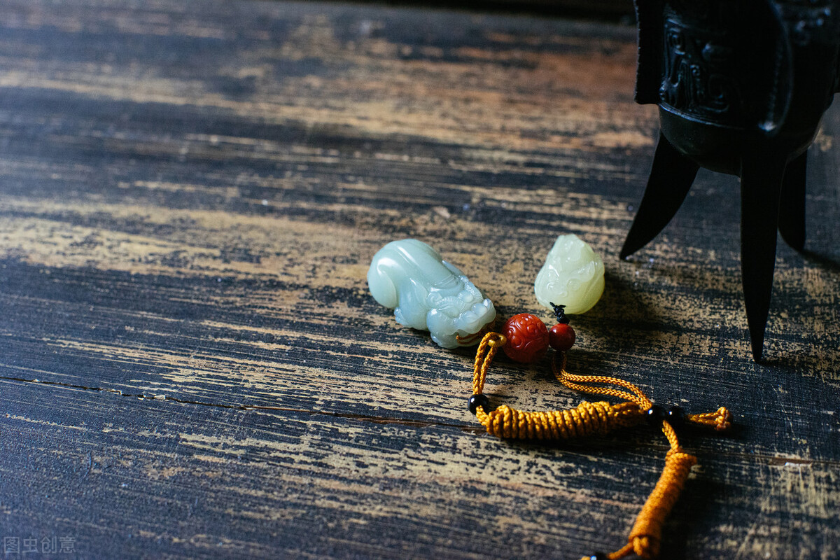 京东有正宗新疆和田玉店吗,京东自营和田玉手镯靠谱吗