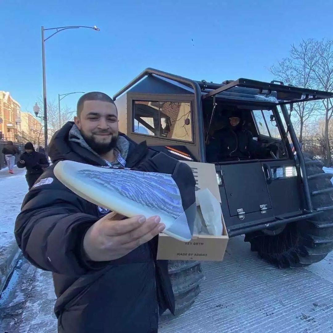 nikeairyeezy灰白真假对比,nikeairyeezy2回到未来