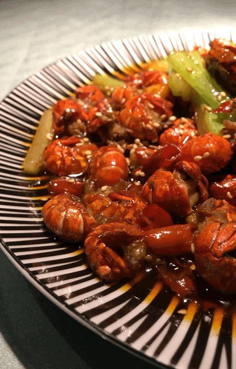 乌鲁木齐antaliya音乐餐吧,乌鲁木齐适合去的音乐餐吧