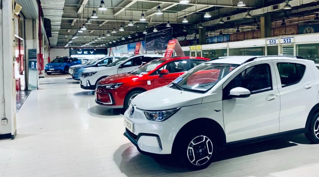 大发现！石湾附近这里居然藏了个14000㎡汽车城！赶紧了解