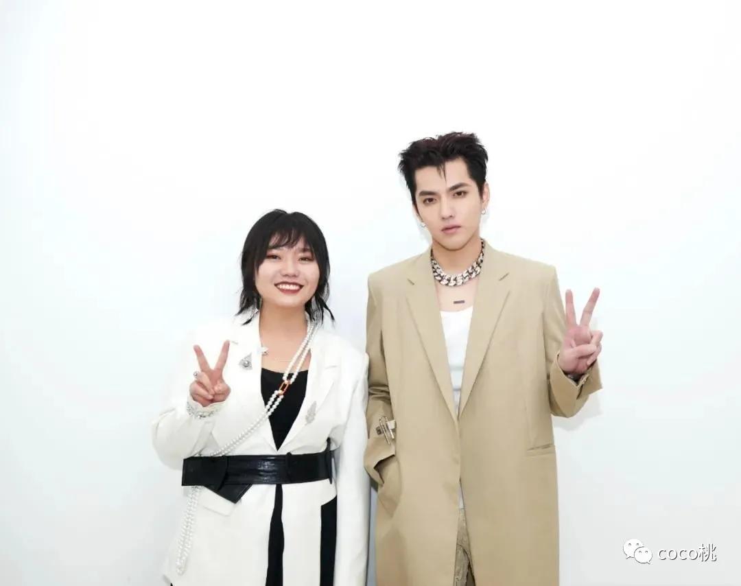 《男人装》的封面，拍的是越来越让人迷惑了