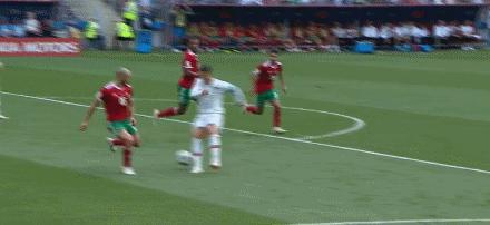 c罗最新假摔,c罗为什么热衷于假摔