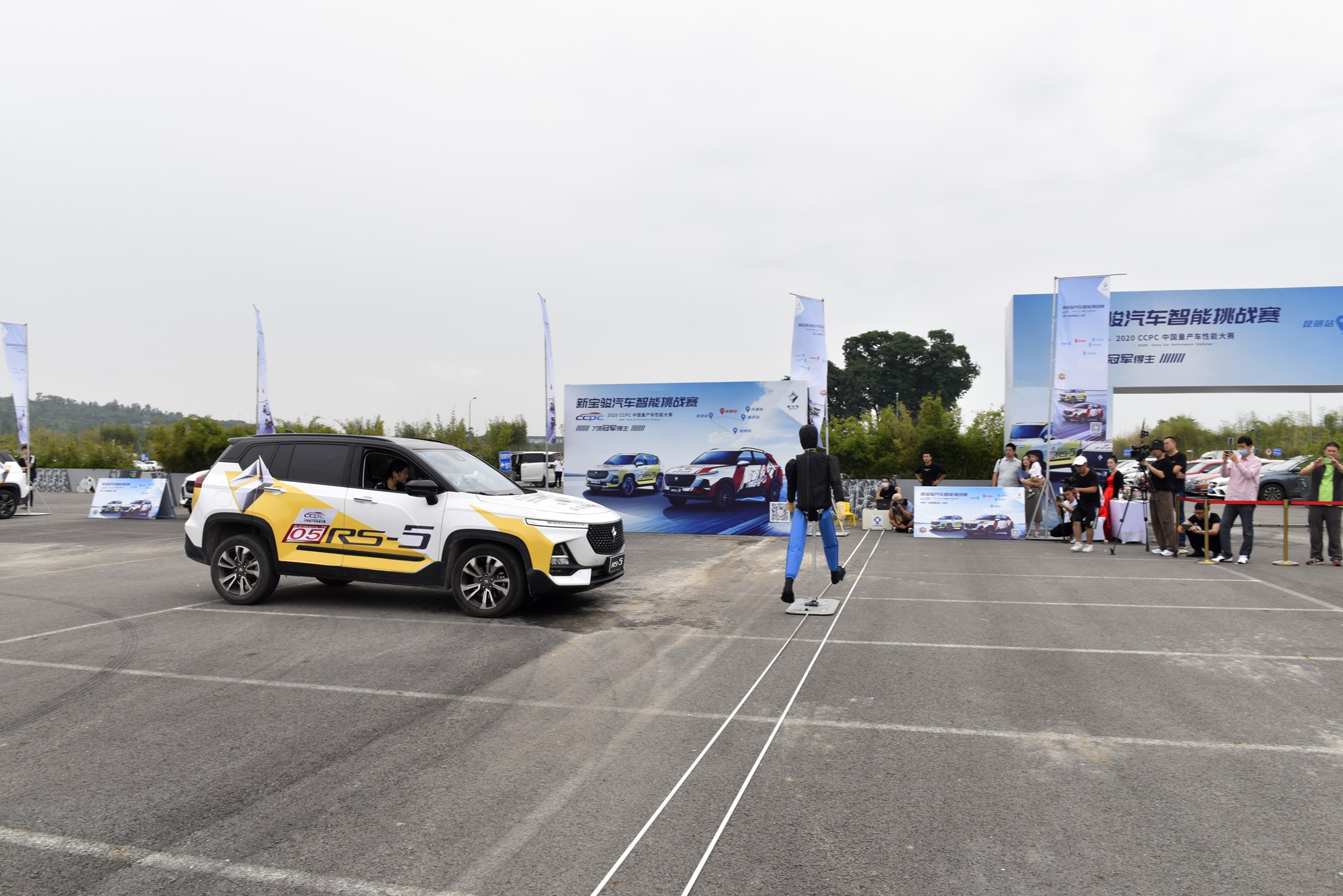 试驾新宝骏旅行车,试驾体验新宝骏rs-3