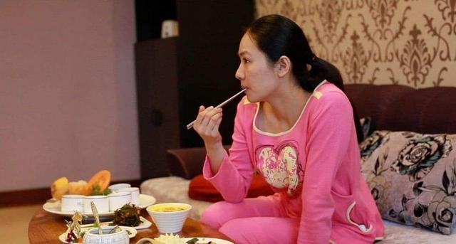 产后拖地,产后拖地腰疼