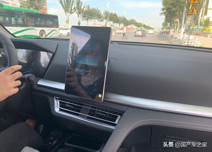 比亚迪宋pro灰色手动,比亚迪宋PRO驾驶体验