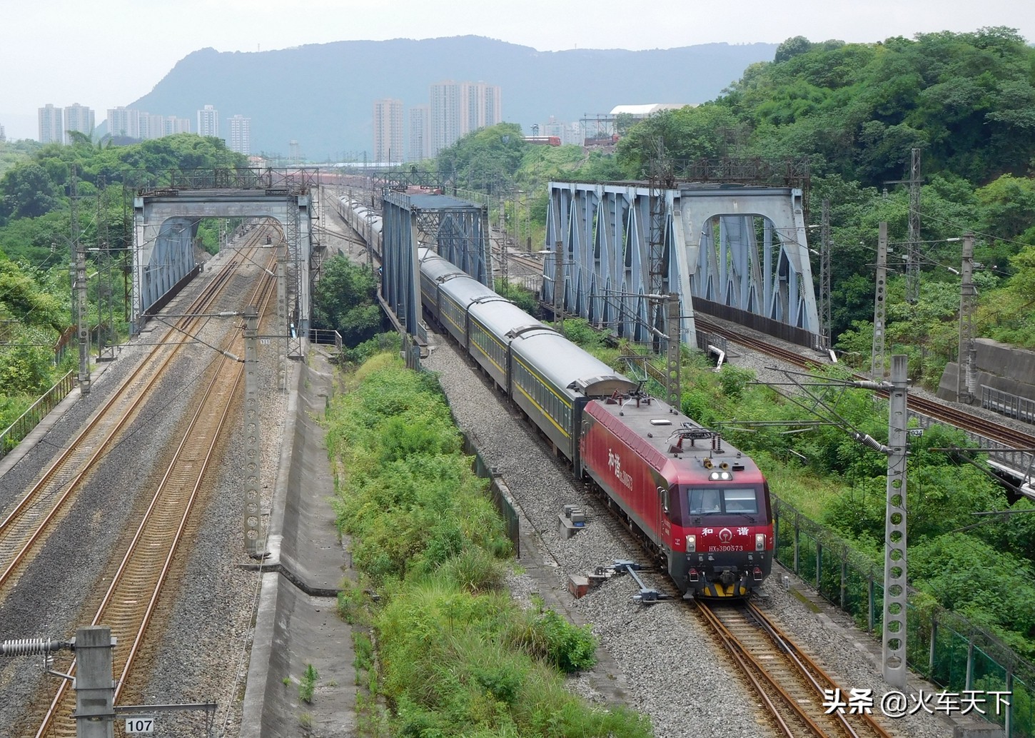 从重庆到宁波的一趟快速旅客列车